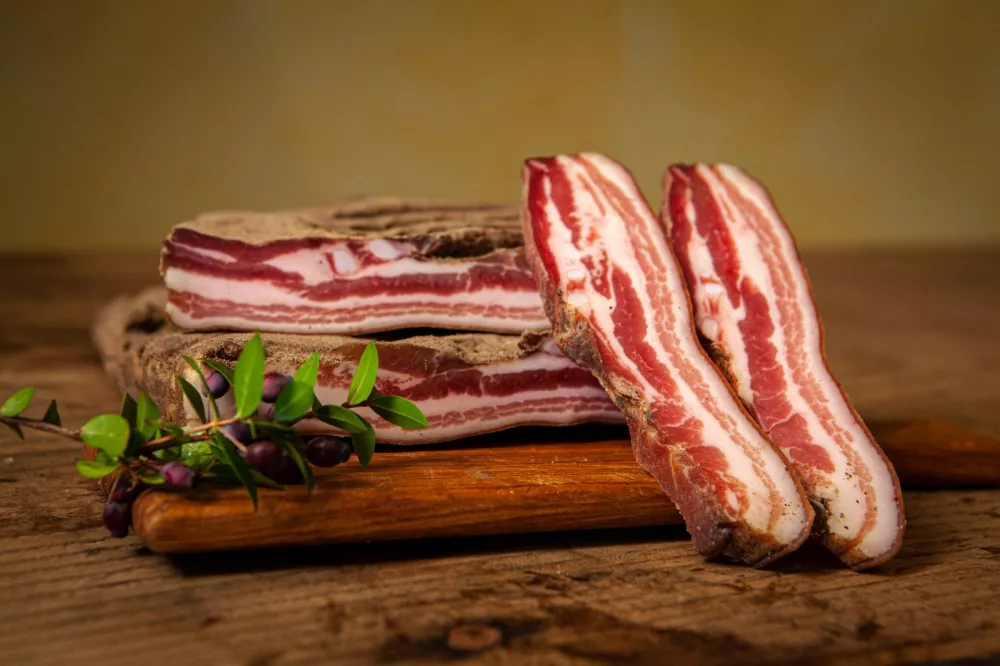 Vytinta šoninė pancetta su pipirais Su Sartizzu, 300 g